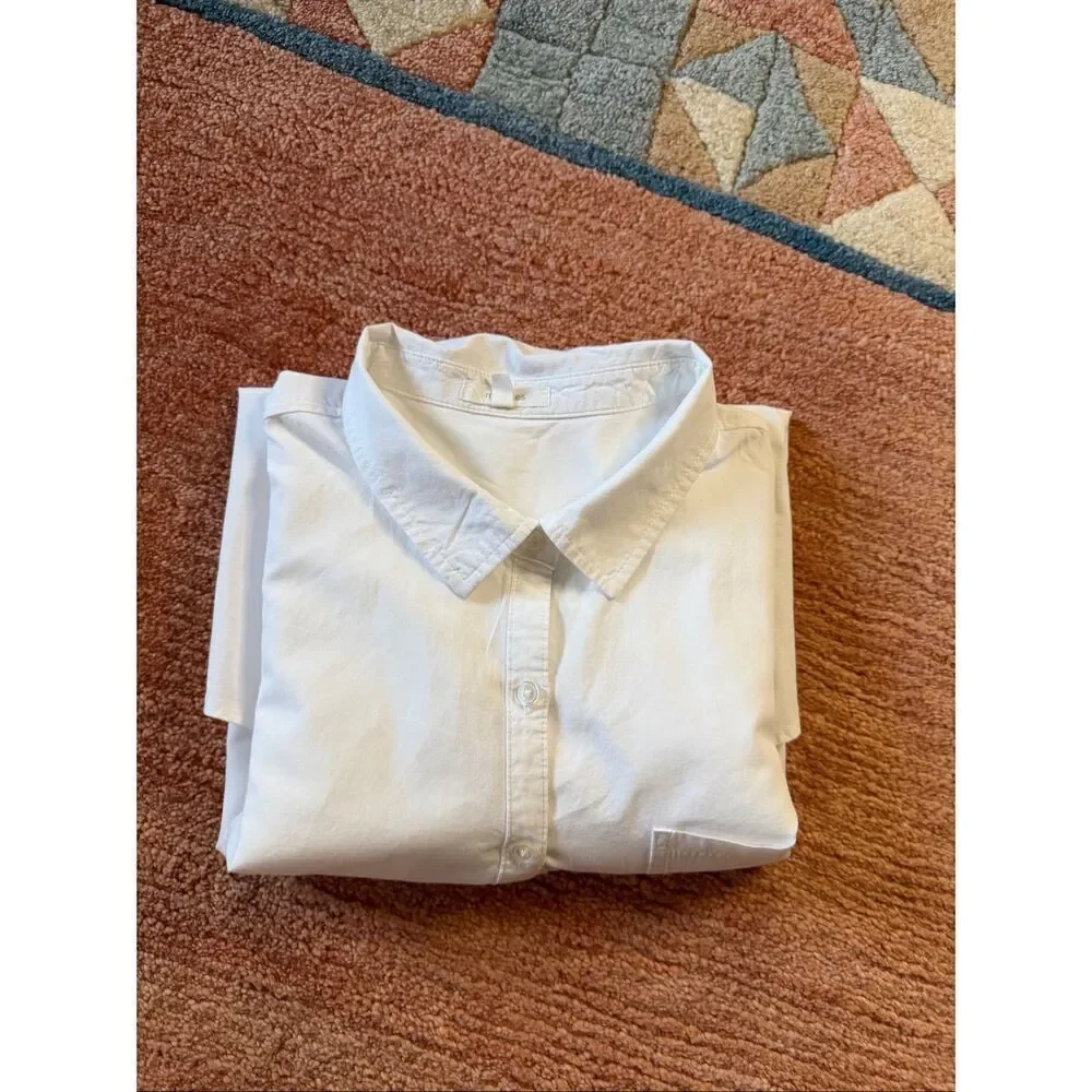 Maurices White Button Down Shirt Size L Long Sleeve Pocket